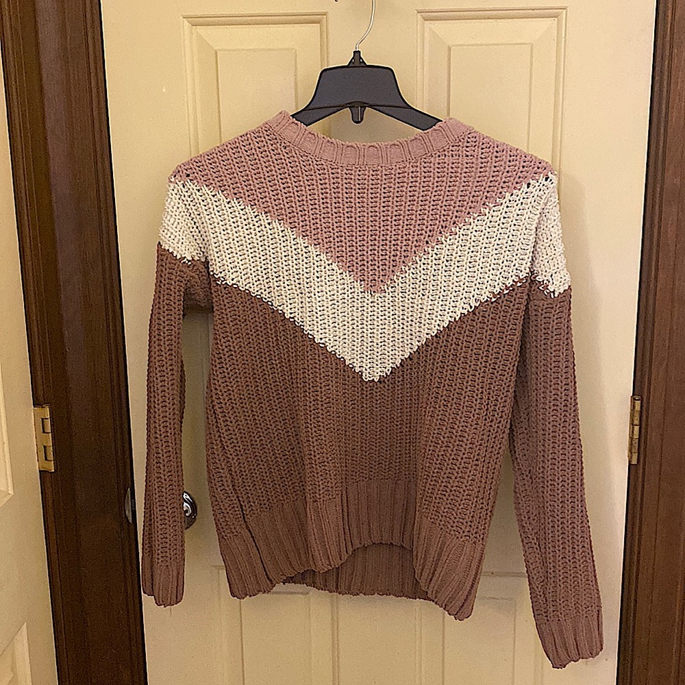 Olivia sky sweater